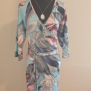 Beautiful Floral Print Maxi Dress With Pop Sleeves